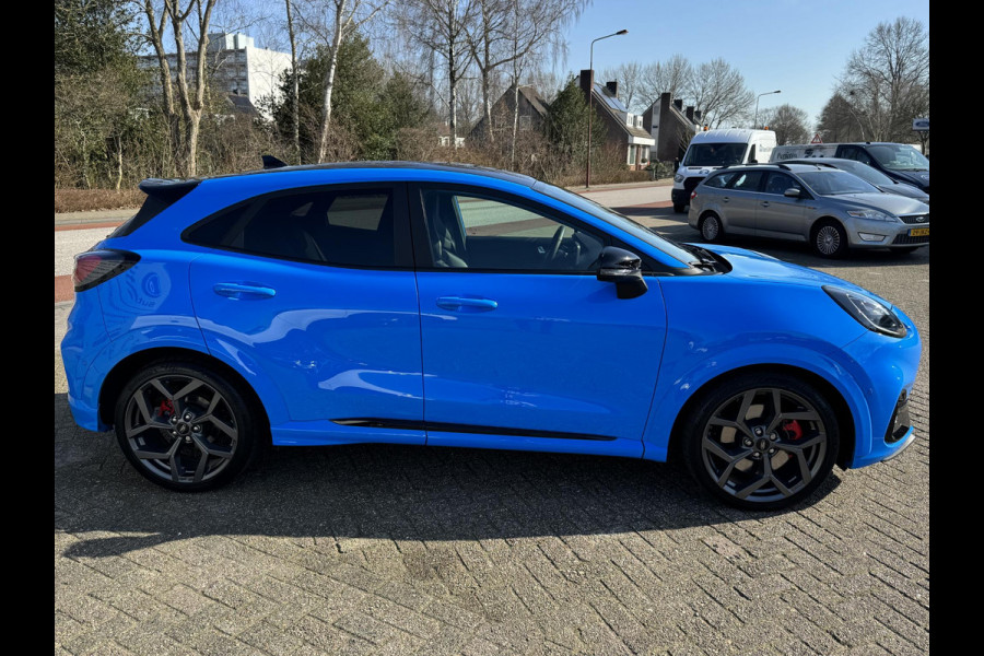 Ford Puma 1.0 EcoBoost Hybrid ST-X 170pk Automaat | SCI | Unieke kleur "Azura Blue" |Winter Pack | AGR-stoelen | Bang&Olufsen | Camera