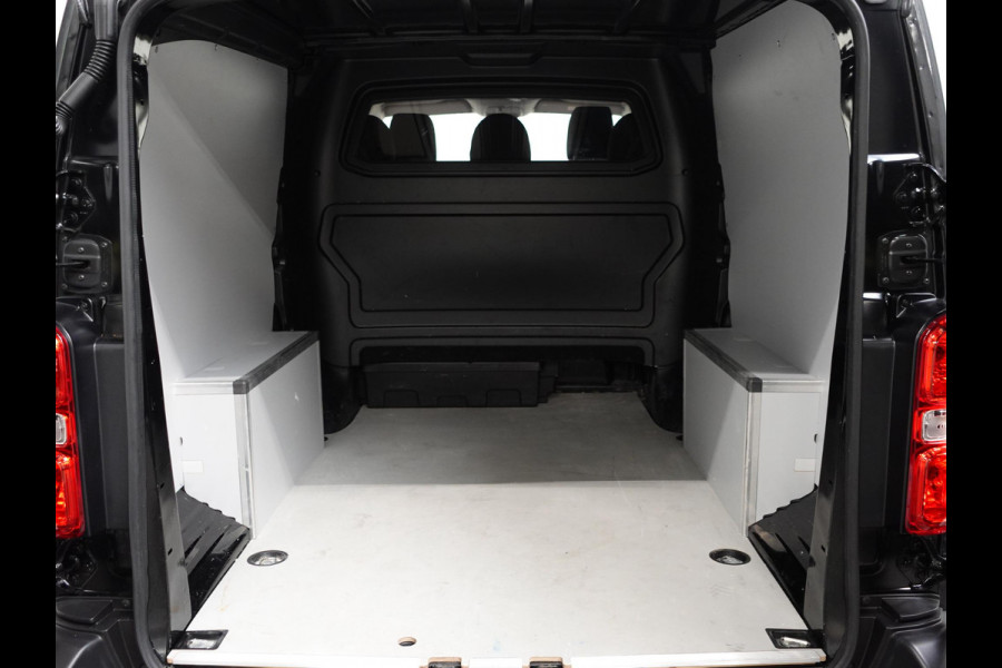 Opel Vivaro 145pk L3H1 Dubbele Cabine Edition Automaat Airco Navi Cruise Control Parkeersensoren Trekhaak