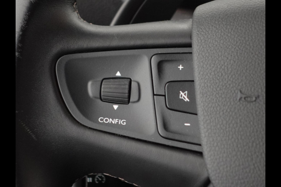 Opel Vivaro 145pk L3H1 Dubbele Cabine Edition Automaat Airco Navi Cruise Control Parkeersensoren Trekhaak