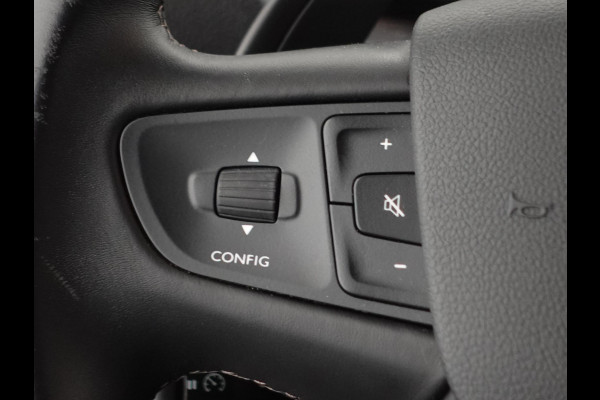 Opel Vivaro 145pk L3H1 Dubbele Cabine Edition Automaat Airco Navi Cruise Control Parkeersensoren Trekhaak
