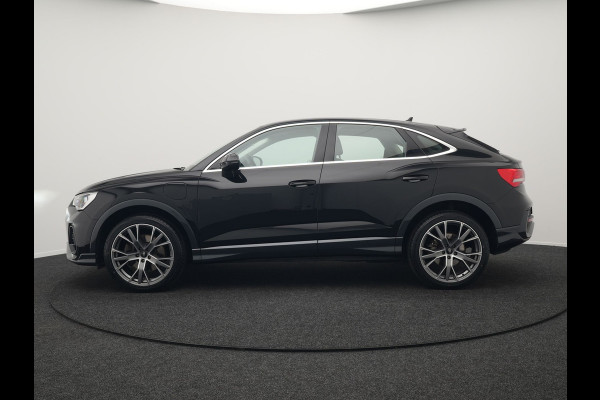 Audi Q3 Sportback 45 TFSI e S Line Plug In Hybrid 245pk Dealer O.H PHEV | Adaptive Cruise | Alcantara Sportstoelen Verwarmd | Bluetooth | Lane Assist | Blis | Sfeerverlichting | Navigatie | Virtual | DAB | 20"LM |