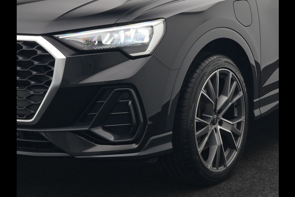 Audi Q3 Sportback 45 TFSI e S Line Plug In Hybrid 245pk Dealer O.H PHEV | Adaptive Cruise | Alcantara Sportstoelen Verwarmd | Bluetooth | Lane Assist | Blis | Sfeerverlichting | Navigatie | Virtual | DAB | 20"LM |