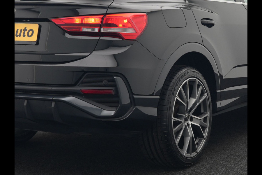 Audi Q3 Sportback 45 TFSI e S Line Plug In Hybrid 245pk Dealer O.H PHEV | Adaptive Cruise | Alcantara Sportstoelen Verwarmd | Bluetooth | Lane Assist | Blis | Sfeerverlichting | Navigatie | Virtual | DAB | 20"LM |