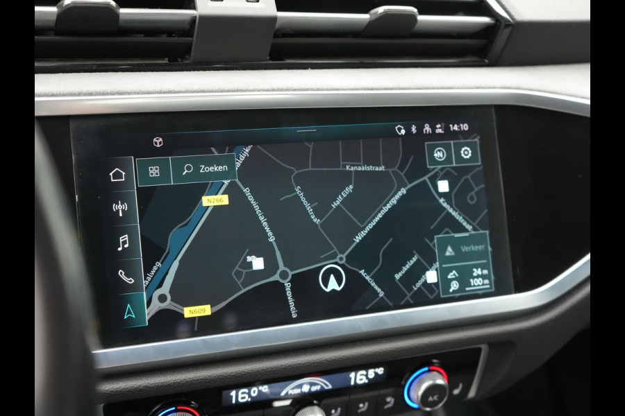 Audi Q3 Sportback 45 TFSI e S Line Plug In Hybrid 245pk Dealer O.H PHEV | Adaptive Cruise | Alcantara Sportstoelen Verwarmd | Bluetooth | Lane Assist | Blis | Sfeerverlichting | Navigatie | Virtual | DAB | 20"LM |