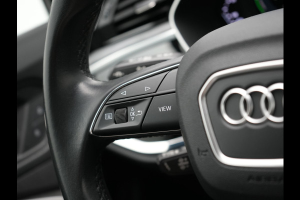 Audi Q3 Sportback 45 TFSI e S Line Plug In Hybrid 245pk Dealer O.H PHEV | Adaptive Cruise | Alcantara Sportstoelen Verwarmd | Bluetooth | Lane Assist | Blis | Sfeerverlichting | Navigatie | Virtual | DAB | 20"LM |