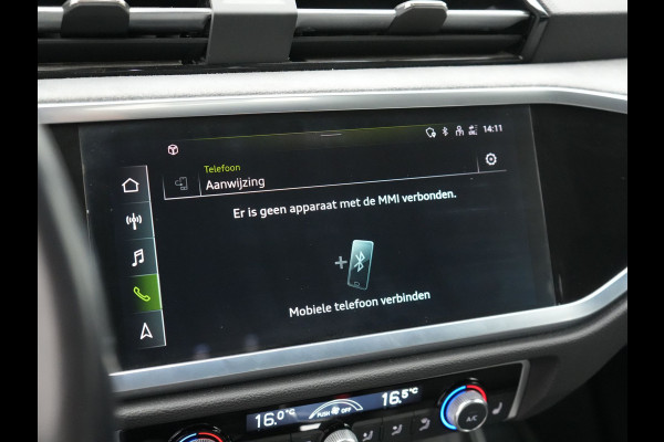 Audi Q3 Sportback 45 TFSI e S Line Plug In Hybrid 245pk Dealer O.H PHEV | Adaptive Cruise | Alcantara Sportstoelen Verwarmd | Bluetooth | Lane Assist | Blis | Sfeerverlichting | Navigatie | Virtual | DAB | 20"LM |
