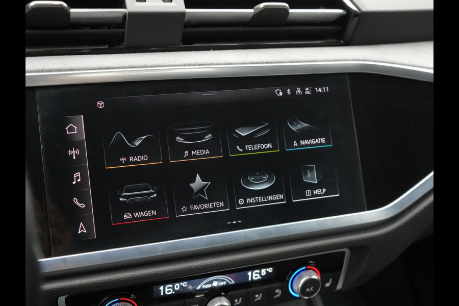 Audi Q3 Sportback 45 TFSI e S Line Plug In Hybrid 245pk Dealer O.H PHEV | Adaptive Cruise | Alcantara Sportstoelen Verwarmd | Bluetooth | Lane Assist | Blis | Sfeerverlichting | Navigatie | Virtual | DAB | 20"LM |