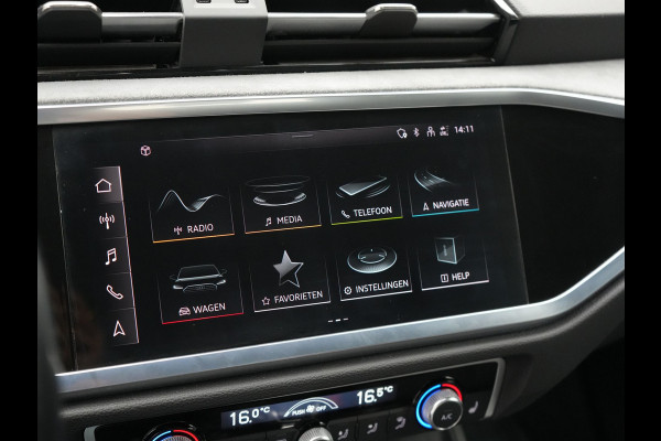 Audi Q3 Sportback 45 TFSI e S Line Plug In Hybrid 245pk Dealer O.H PHEV | Adaptive Cruise | Alcantara Sportstoelen Verwarmd | Bluetooth | Lane Assist | Blis | Sfeerverlichting | Navigatie | Virtual | DAB | 20"LM |