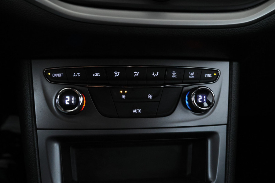 Opel Astra 1.2 Edition Climate control, Bluetooth,