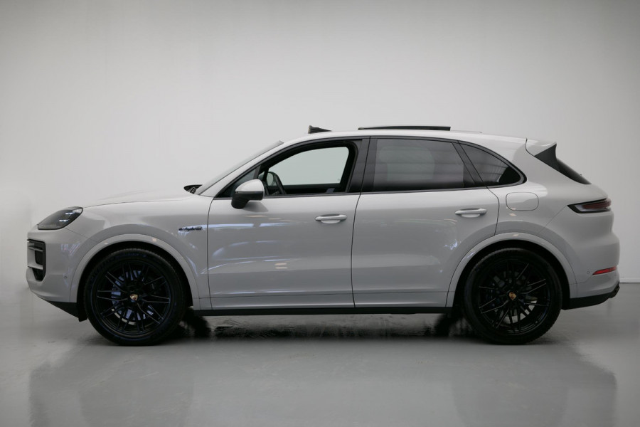 Porsche Cayenne 3.0 E-Hybrid |Pano|Krijt|SportChrono|Dodehoek|