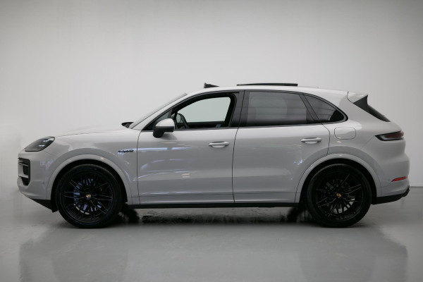Porsche Cayenne 3.0 E-Hybrid |Pano|Krijt|SportChrono|Dodehoek|