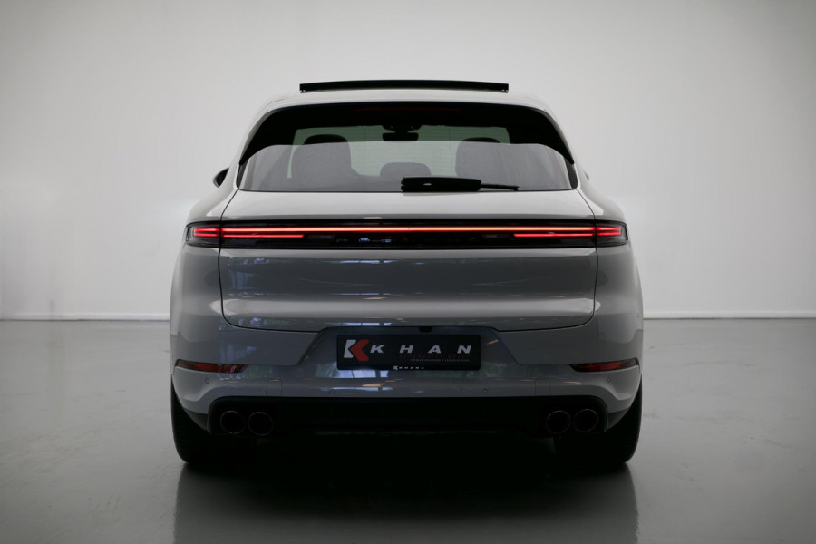 Porsche Cayenne 3.0 E-Hybrid |Pano|Krijt|SportChrono|Dodehoek|