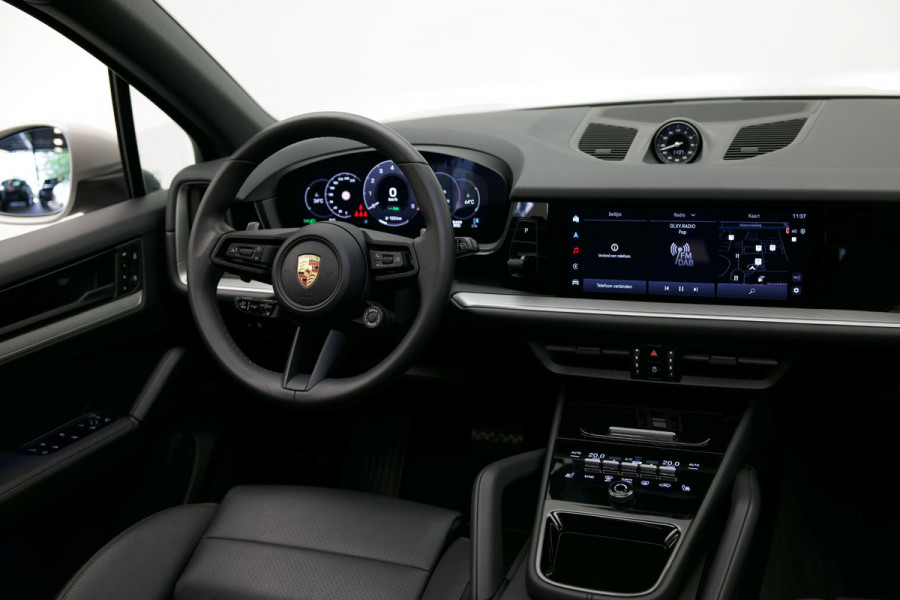 Porsche Cayenne 3.0 E-Hybrid |Pano|Krijt|SportChrono|Dodehoek|