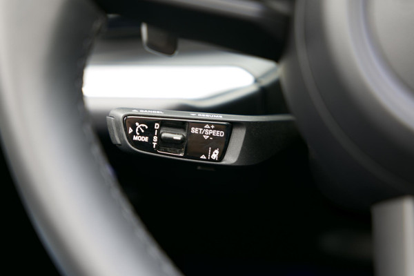 Porsche Cayenne 3.0 E-Hybrid |Pano|Krijt|SportChrono|Dodehoek|