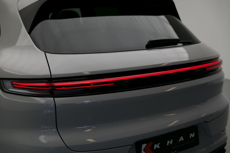 Porsche Cayenne 3.0 E-Hybrid |Pano|Krijt|SportChrono|Dodehoek|
