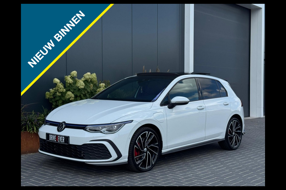 Volkswagen Golf 1.4 eHybrid GTE 245pk FULL PANO CAMERA NAVI SFEER IQ LIGHT