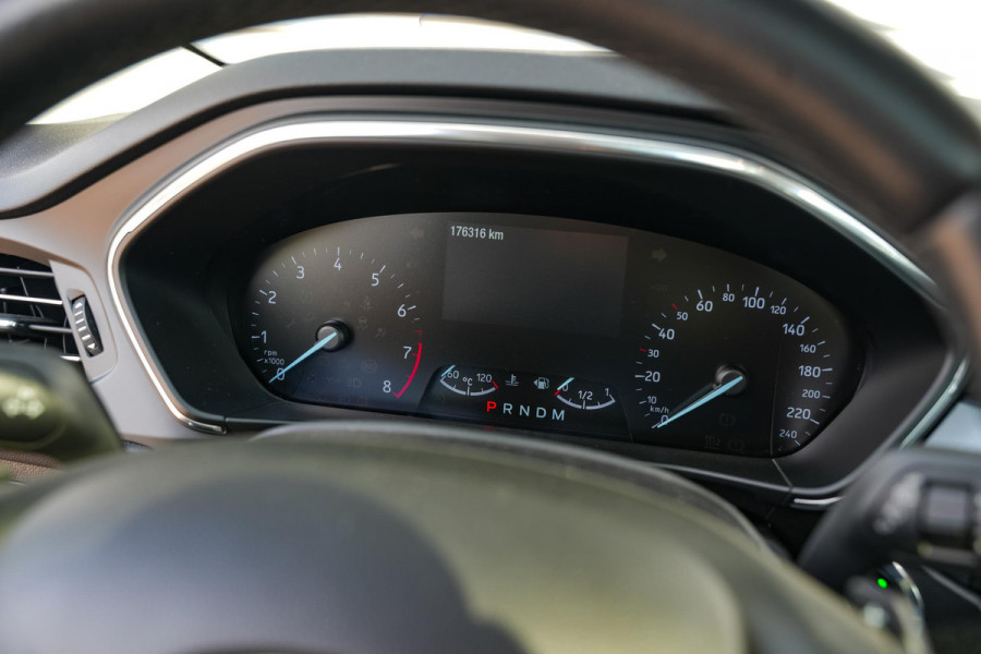 Ford FOCUS Wagon 1.5 EcoBoost Active Business Apple Carplay Cruise control DAB Dakrails Pano Navi