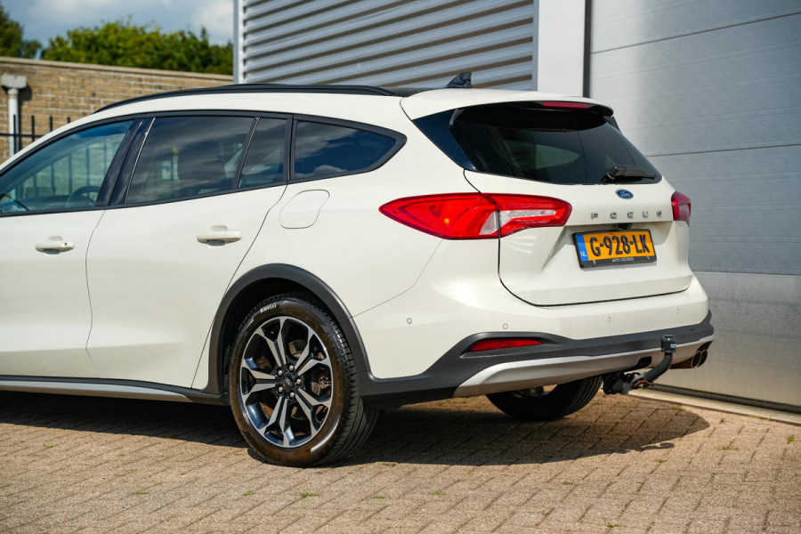 Ford FOCUS Wagon 1.5 EcoBoost Active Business Apple Carplay Cruise control DAB Dakrails Pano Navi