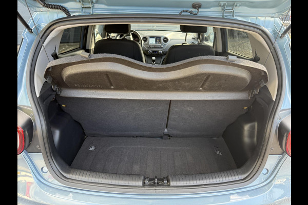 Hyundai i10 1.0i i-Premium 1e Eigenaar,Dealer Onderhouden,Navi,Stoelverw,Stuurverw,Clima,Cruise,Lm velgen,N.A.P,Apk tot 04-2026