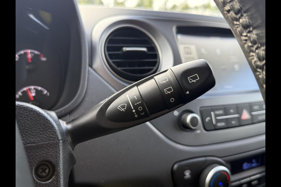 Hyundai i10 1.0i i-Premium 1e Eigenaar,Dealer Onderhouden,Navi,Stoelverw,Stuurverw,Clima,Cruise,Lm velgen,N.A.P,Apk tot 04-2026