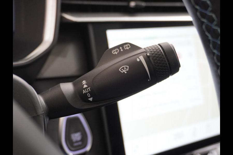 Lynk & Co 01 1.5 PHEV PLUG-IN HYBRIDE | COMPLETE AUTO | ELEKTRISCH PANORAMADAK | FULL OPTIONS | LYNK & CO GARANTIE T/M 12-2026 | RIJKLAAR GELEVERD | BTW VERREKENBAAR |