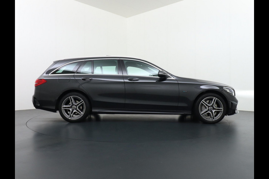 Mercedes-Benz C-Klasse Estate 300 e Advantage Pack AMG PHEV PLUG-IN HYBRIDE | ADAPTIEVE CRUISE CONTROL | BURMESTER AUDIO | PANORAMADAK | LEDER/ALCANTARA | FULL OPTIONS | RIJKLAAR MET 12 MAANDEN BOVAG GARANTIE