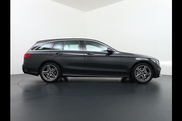 Mercedes-Benz C-Klasse Estate 300 e Advantage Pack AMG PHEV PLUG-IN HYBRIDE | ADAPTIEVE CRUISE CONTROL | BURMESTER AUDIO | PANORAMADAK | LEDER/ALCANTARA | FULL OPTIONS | RIJKLAAR MET 12 MAANDEN BOVAG GARANTIE