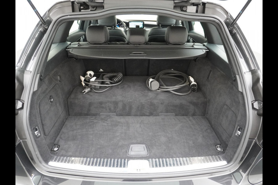 Mercedes-Benz C-Klasse Estate 300 e Advantage Pack AMG PHEV PLUG-IN HYBRIDE | ADAPTIEVE CRUISE CONTROL | BURMESTER AUDIO | PANORAMADAK | LEDER/ALCANTARA | FULL OPTIONS | RIJKLAAR MET 12 MAANDEN BOVAG GARANTIE