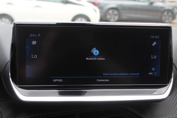 Peugeot 208 1.2 PureTech GT-Line / Panoramadak / Camera / Navigatie / 17'' / Half leder / Dodehoek / Cruise Control