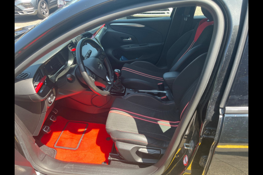Opel Corsa 1.2 GS Line / Navigatie / Parkeerhulp achter / Keyless / 16'' / Getint glas / Climate Control / Apple CarPlay / Cruise Control