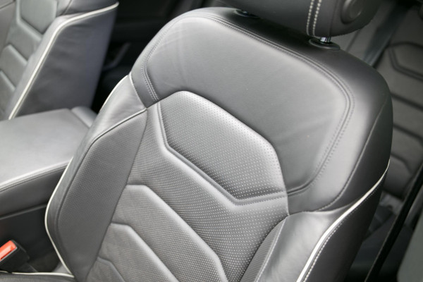 Volkswagen Touareg 3.0 TSi eHybrid 4MOTION |Pano|Massage|Leder|Trekhaak|