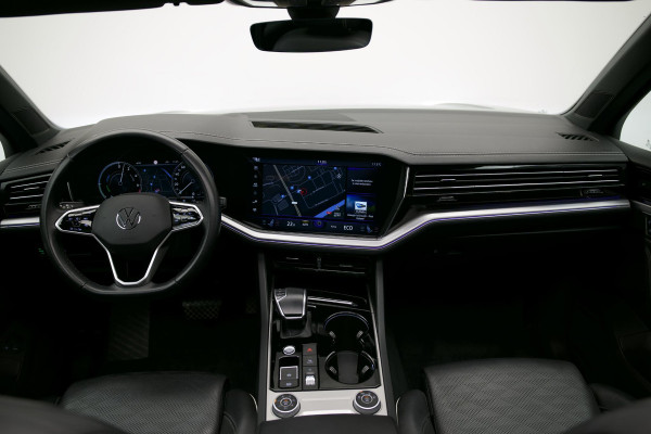 Volkswagen Touareg 3.0 TSi eHybrid 4MOTION |Pano|Massage|Leder|Trekhaak|
