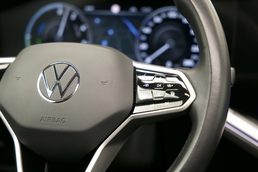 Volkswagen Touareg 3.0 TSi eHybrid 4MOTION |Pano|Massage|Leder|Trekhaak|