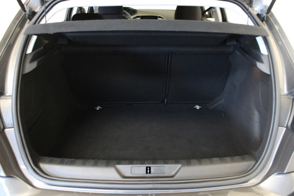 Peugeot 308 1.2 PureTech Active 01-09 12:00 gesloten!