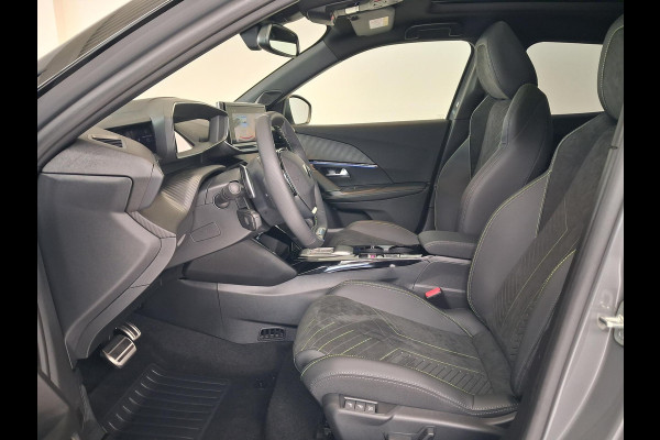 Peugeot 2008 1.2 Hybrid 145 GT Automaat | Panoramisch Schuifdak | Navigatie | 360° Camera | Stoelverwarming | Keyless Entry | Apple Carplay/Android Auto |