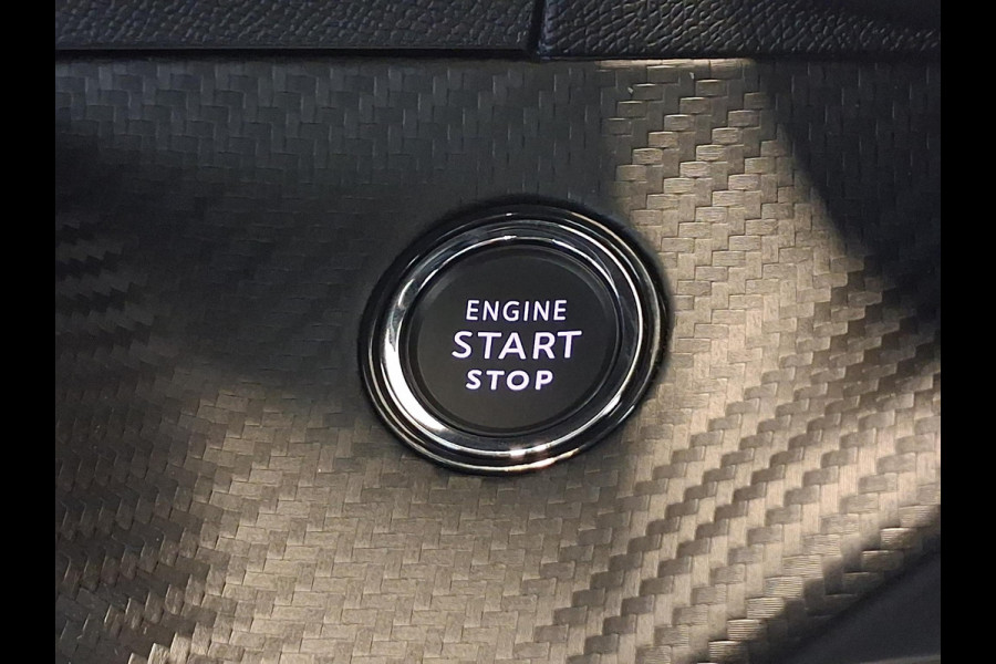 Peugeot 2008 1.2 Hybrid 145 GT Automaat | Panoramisch Schuifdak | Navigatie | 360° Camera | Stoelverwarming | Keyless Entry | Apple Carplay/Android Auto |