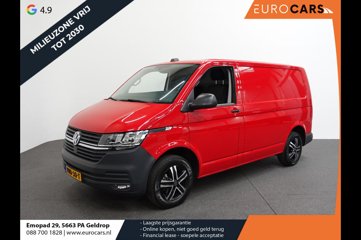 Volkswagen Transporter 2.0 TDI 150pk DSG L1H1 Automaat SPORT Trekhaak Apple Carplay/ Android Auto Cruise control Airco Sidebars Parkeersensoren Achterklep