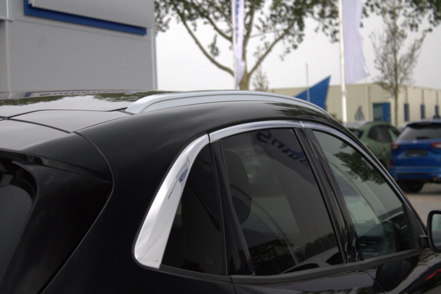 Ford Kuga 2.5 FHEV Titanium | Adaptive cruise control | Camera achter | Navigatie | Privacy glass Ford Kuga 2.5 FHEV Titanium | Adaptive cruise control | Camera achter | Navigatie | Privacy glass