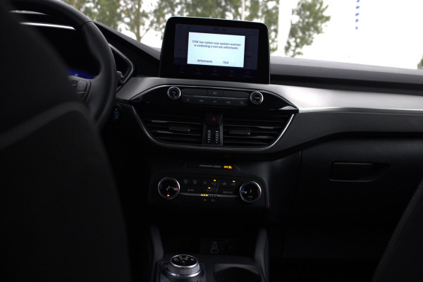 Ford Kuga 2.5 FHEV Titanium | Adaptive cruise control | Camera achter | Navigatie | Privacy glass Ford Kuga 2.5 FHEV Titanium | Adaptive cruise control | Camera achter | Navigatie | Privacy glass