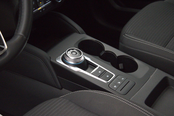 Ford Kuga 2.5 FHEV Titanium | Adaptive cruise control | Camera achter | Navigatie | Privacy glass Ford Kuga 2.5 FHEV Titanium | Adaptive cruise control | Camera achter | Navigatie | Privacy glass