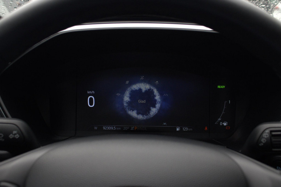 Ford Kuga 2.5 FHEV Titanium | Adaptive cruise control | Camera achter | Navigatie | Privacy glass Ford Kuga 2.5 FHEV Titanium | Adaptive cruise control | Camera achter | Navigatie | Privacy glass