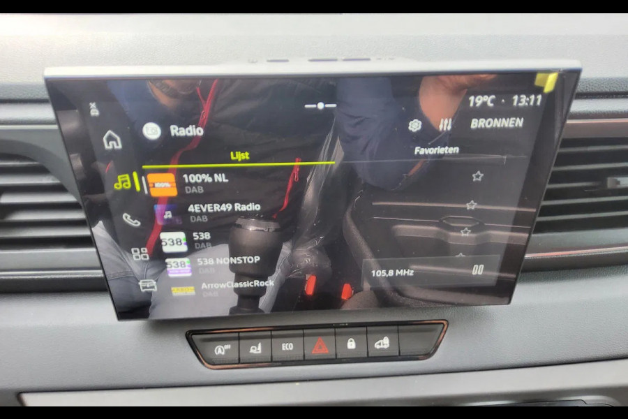 Renault Master 170.35 EURO 6 L3H2 ZWART METALLIC - TREKHAAK - V-45-KNT - BPM VRIJ! Renault Master 170.35 EURO 6 L3H2 ZWART METALLIC - TREKHAAK - V-45-KNT - BPM VRIJ!