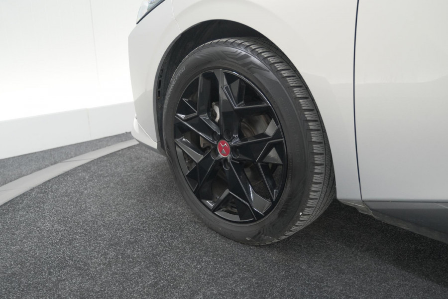 DS DS 4 PureTech 130 EAT8 Performance Line | Camera | Apple Carplay | Alcantara® bekleding | Parkeersensensoren