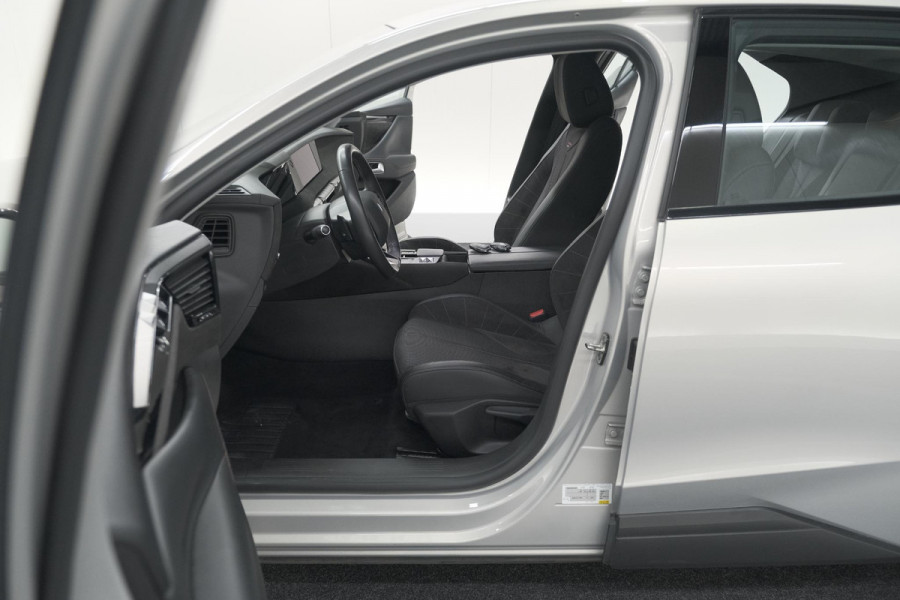 DS DS 4 PureTech 130 EAT8 Performance Line | Camera | Apple Carplay | Alcantara® bekleding | Parkeersensensoren