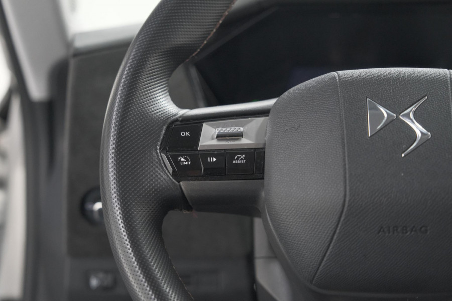 DS DS 4 PureTech 130 EAT8 Performance Line | Camera | Apple Carplay | Alcantara® bekleding | Parkeersensensoren