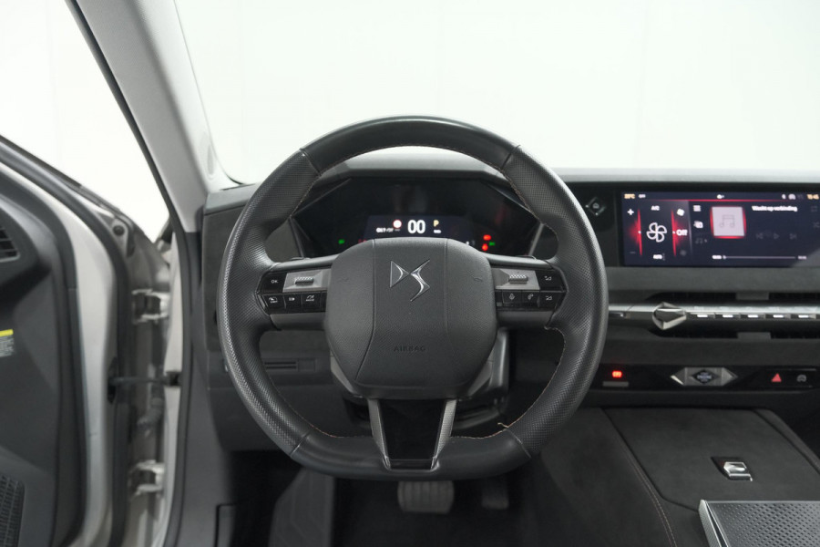 DS DS 4 PureTech 130 EAT8 Performance Line | Camera | Apple Carplay | Alcantara® bekleding | Parkeersensensoren