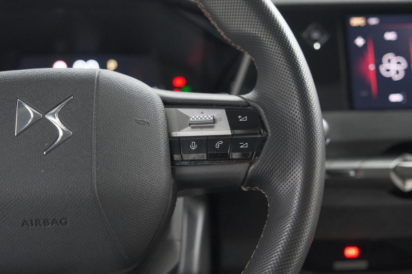 DS DS 4 PureTech 130 EAT8 Performance Line | Camera | Apple Carplay | Alcantara® bekleding | Parkeersensensoren