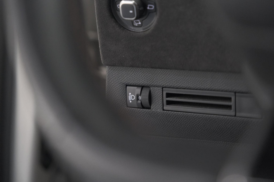 DS DS 4 PureTech 130 EAT8 Performance Line | Camera | Apple Carplay | Alcantara® bekleding | Parkeersensensoren