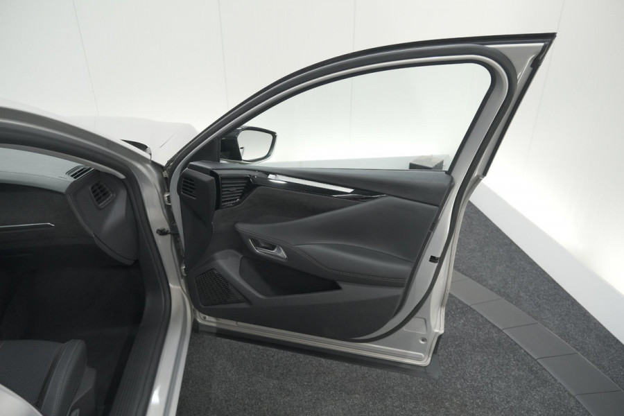 DS DS 4 PureTech 130 EAT8 Performance Line | Camera | Apple Carplay | Alcantara® bekleding | Parkeersensensoren