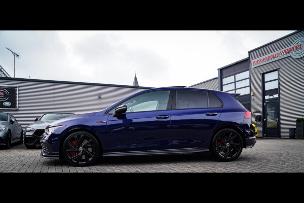 Volkswagen Golf 2.0 TSI GTI CLUBSPORT | 301PK | Panorama | IQ Light | Adaptieve cruise | Camera | Stuurverwarming | Kuipstoelen |